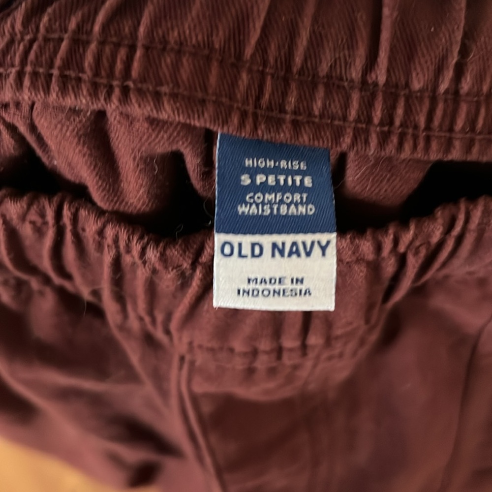 Old Navy High Rise Pants - Picture 3 of 3